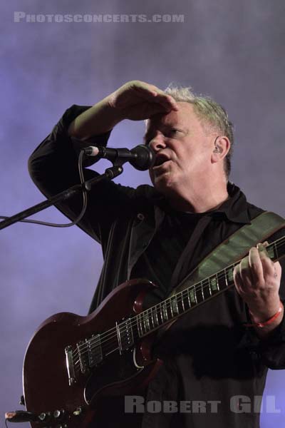 NEW ORDER - 2012-09-14 - LA COURNEUVE - Parc Departemental - Grande Scene - 